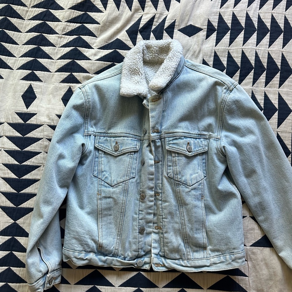 Brandy Melville Light Blue Jean Jacket with Sherpa Collar